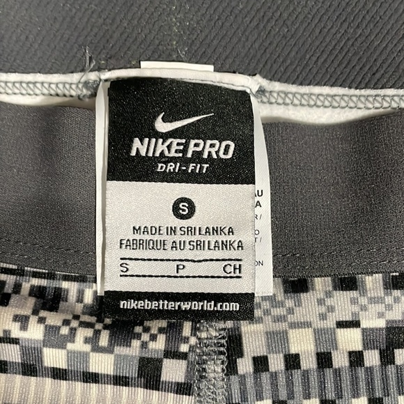 New Nike Pro grey/black athletic leggings in women’s size small - Picture 8 of 10